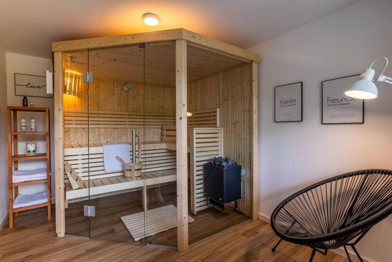 Adenauer Zwoelf - Das 5 Sterne Ferienhaus Mit Sauna Und Garten Am Eifelsteig Kerpen  Esterno foto